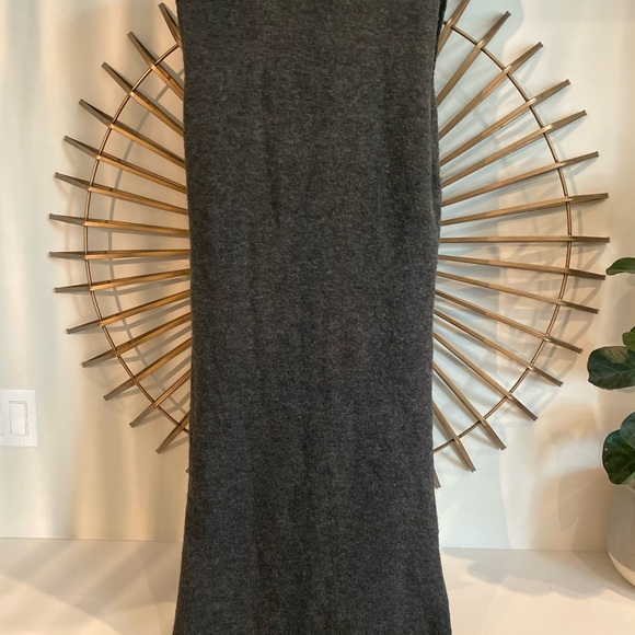 Maxi charcoal knit vest - Picture 2 of 6